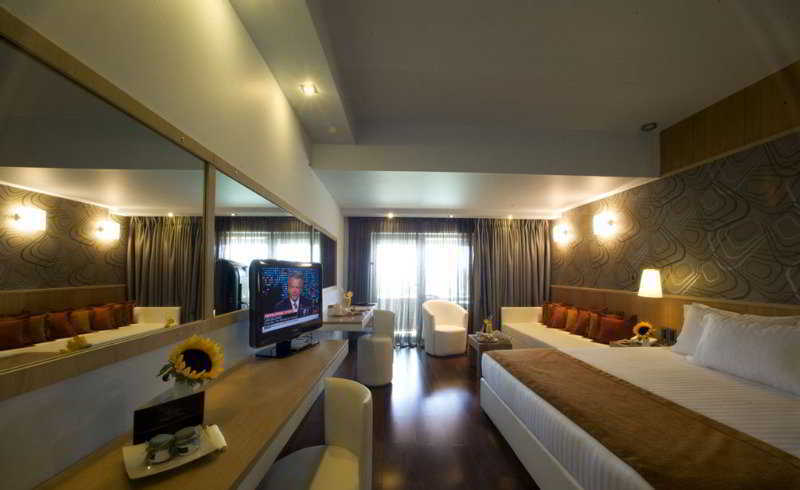 Hotel Thessalikon Grand Kardítsa Zewnętrze zdjęcie